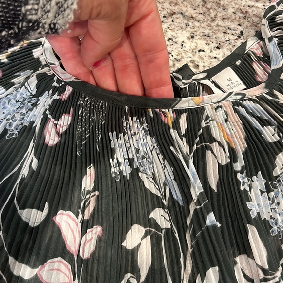 BNWOT Lauren Conrad floral sheer light blouse. - Picture 11 of 13